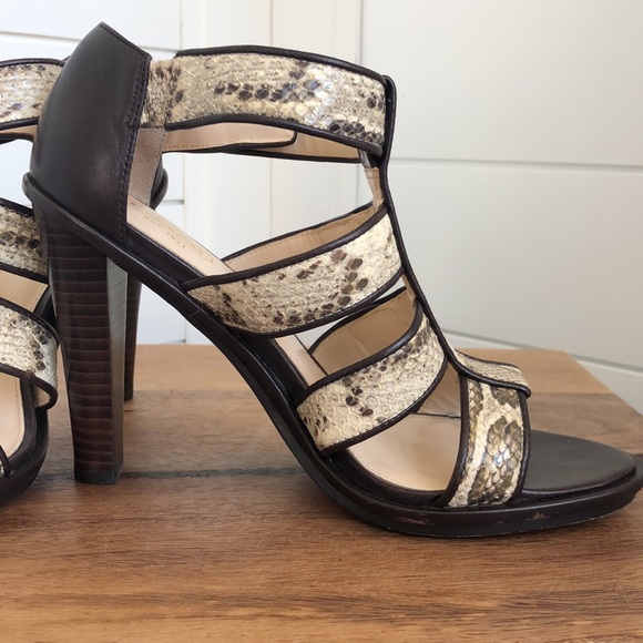 Stunning snakeskin print Tamarah heeled sandal with turn locks. - Picture 10 of 17